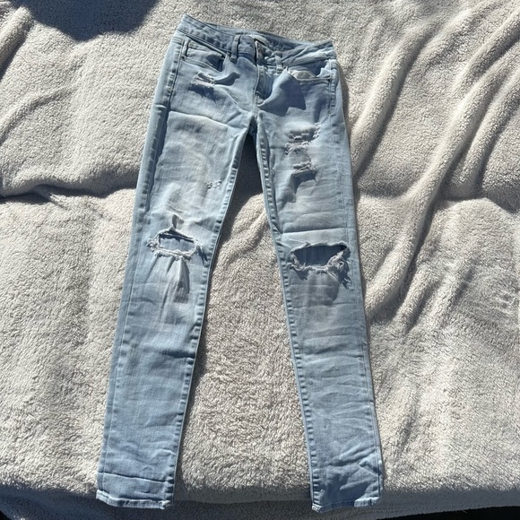 American Eagle Super Stretch Distressed Skinny Jeans - Picture 3 of 6